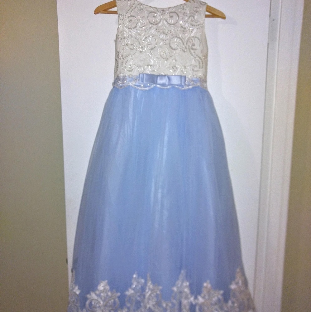 Girls formal dress size 12-14